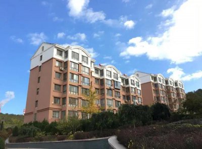 平陽縣昆陽鎮(zhèn)城北A-32地塊（昆陽鎮(zhèn)鳴山村返回地）