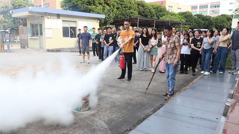 筑牢安全防線(xiàn)，消防演習(xí)共筑平安家園